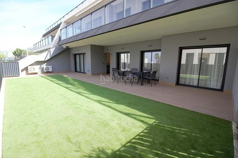 Foto e0930759-4d6d-4726-833f-cccb0b8efc39. Piso apartamento de lujo en gran alacant en Monte y Mar Santa Pola