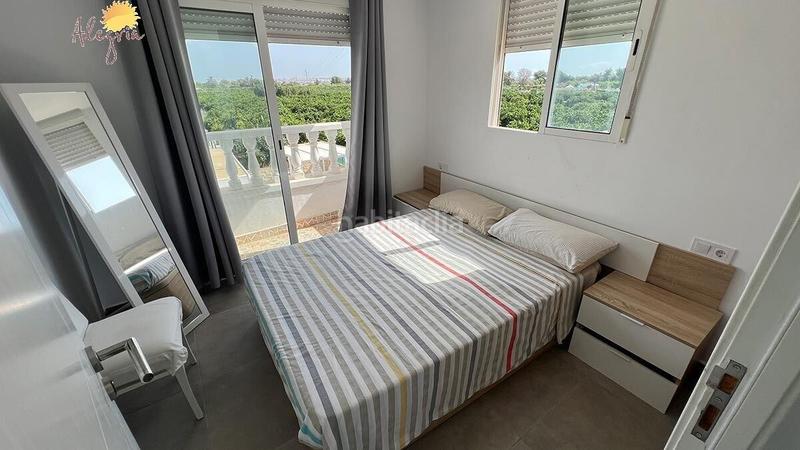 Foto a083cc63-e4f6-4eba-a9bc-bafd8b18c61b. Chalet espléndido chalet en rojales 8 dormitorios, piscina privada y doble oportunidad en Formentera del Segura