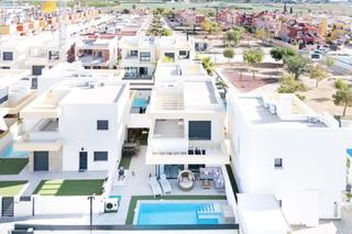 Chalet  Calle del algarrobo. Moderna villa con piscina y sauna privadas en los montesinos