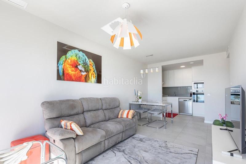 Foto 8d42de7c-bd87-48dc-b403-b7bf783d2f6e. Apartamento moderno apartamento en primera línea en Mil Palmeras, orihuela costa en Pilar de la Horadada