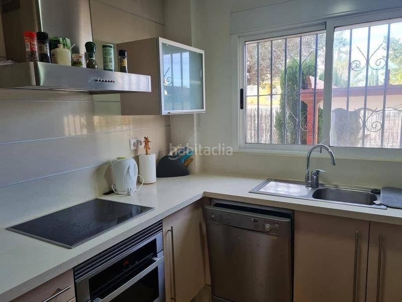 Foto 2ae2ce09-137e-4388-995b-184a0a806802. Chalet  tu hogar ideal con piscina y vistas en Rojales