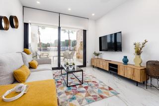 Appartement  Avenida del puerto. Precioso atico  en guardamar playa los viveros