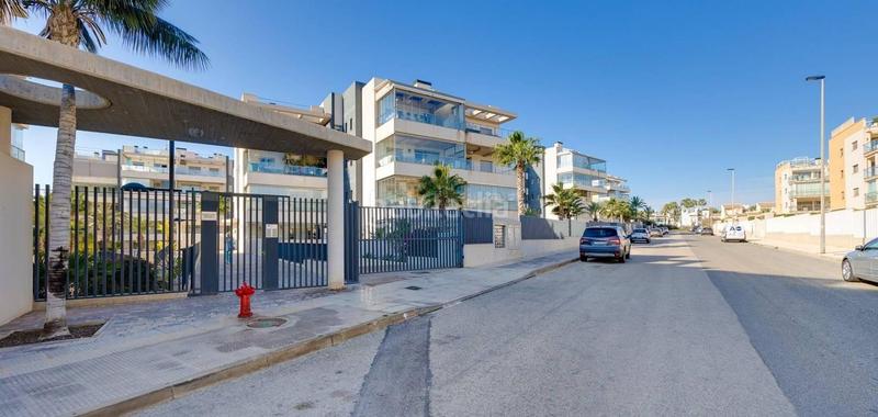 Foto 100d98f3-1e8c-4d9f-bd40-b6fd437839e8. Appartement mit parking pool in Villamartín-Las Filipinas Orihuela