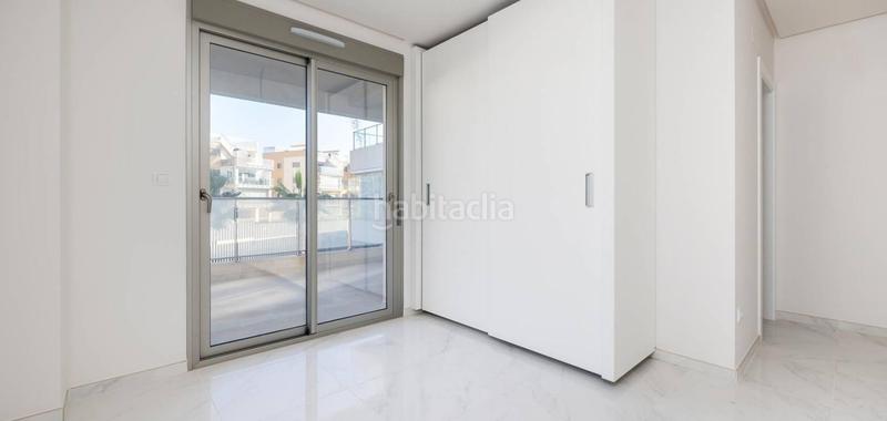 Foto 5e23801f-bbc2-42f1-97f9-326ceabf8d31. Appartement mit parking pool in Villamartín-Las Filipinas Orihuela