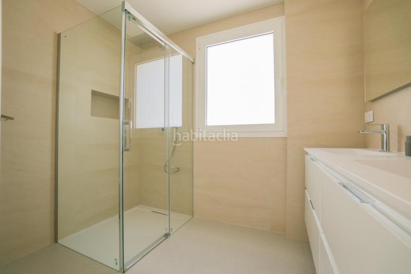 Foto 93340b8a-8f18-4a24-84ac-819d3ae69045. Chalet avec parking piscine dans Golf Bahía Finestrat