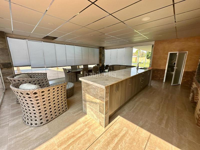 Foto 843e5db4-c3e9-453c-b121-d1b18d44a18c. Xalet amb aparcament a Rebolledo Alicante