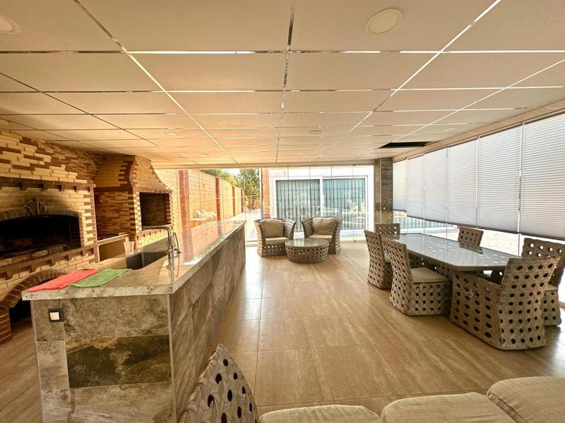 Foto b86e114f-5d71-4c9c-b717-9dd650514b78. Xalet amb aparcament a Rebolledo Alicante