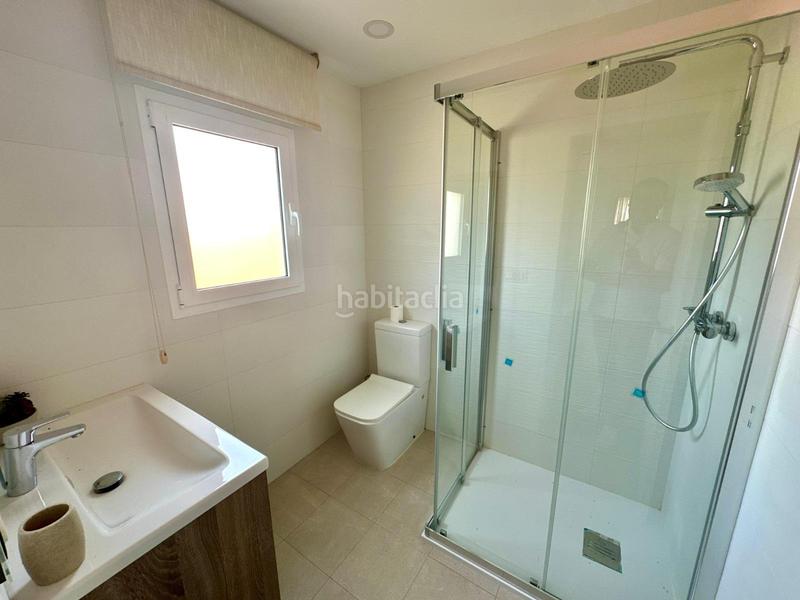 Foto bc40bfde-f3f6-40a4-ba47-b33f242b550a. Xalet amb aparcament a Rebolledo Alicante