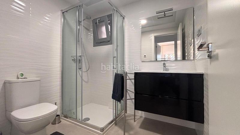 Foto 4a0e7372-9881-4d36-81ed-20dfe44df455. Apartament amb aparcament piscina a Playa de los Náufragos Torrevieja