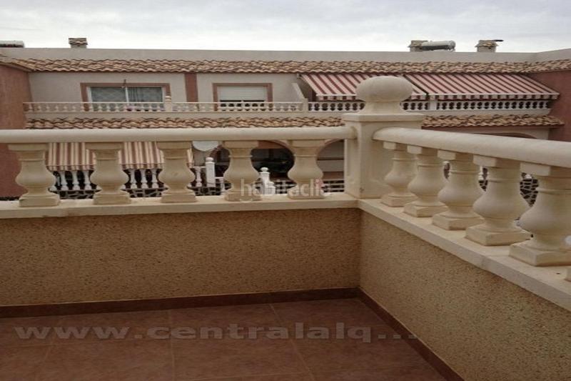 Foto 9f92a759-385d-4ff4-9e33-b6af96afc8a7. Affitto casa con parcheggio piscina in Monte y Mar Santa Pola