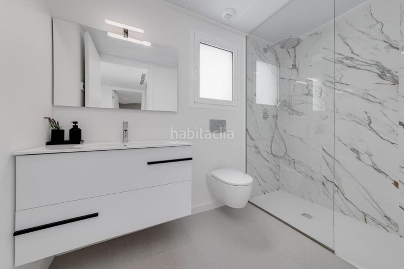 Foto 4cdc3ada-cded-4051-861b-46725f8333be. Xalet amb aparcament piscina a Centro Mutxamel