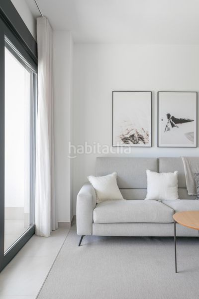 Foto 8d16c30c-a9b8-44d6-a536-0a2afced7e2b. Àtic amb aparcament piscina a Torreblanca Torrevieja