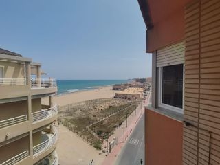 Àtic  Avenida avenida virgen del carmen. Apartamento en primera línea de playa la mata, torrevieja
