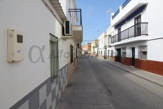 Parking coche  Calle san josé. Garaje en venta en san josé de la rinconada