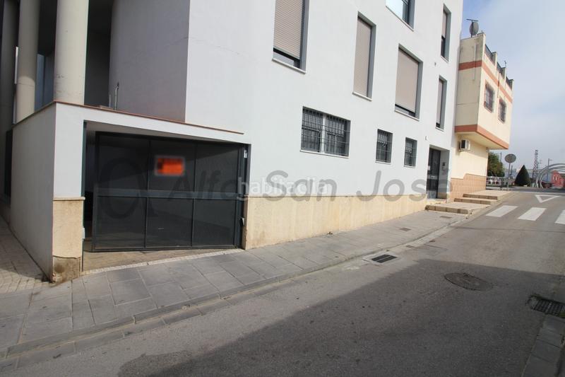 Foto 73276727-d0ac-4936-8148-bb87575aab05. Parking coche garaje en venta en san josé de la rinconada en San Jose de la Rinconada