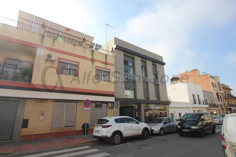 Foto f0872f23-0a9d-46e6-8659-8137f853a5f3. Parking coche garaje en venta en san josé de la rinconada en San Jose de la Rinconada
