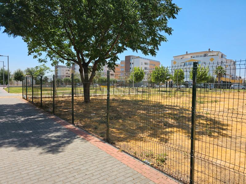 Foto 422c8181-af3d-4d72-8255-d00d09f1b257. Terreno residencial terreno en calle caldera. la rinconada. en Rinconada (La)
