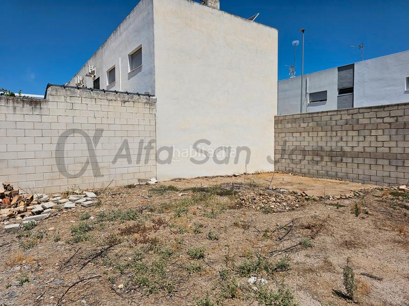 Foto 7434cade-1641-4ef0-b370-b3f6f9320250. Terreno residencial terreno en calle caldera. la rinconada. en Rinconada (La)