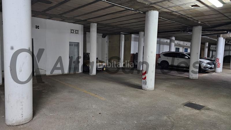Foto 18767161-dcc3-40e6-a6e4-7f42784c80ec. Alquiler parking coche plaza de garaje en alquiler en avenida cristo de la resurrección. la rinconada. en Rinconada (La)