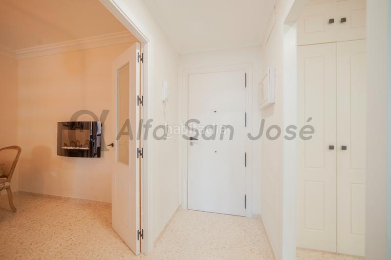 Foto b33942ff-a50e-42c7-adcf-a740bbb6bb1e. Piso  en venta en el mirador en san josé de la rinconada en San Jose de la Rinconada