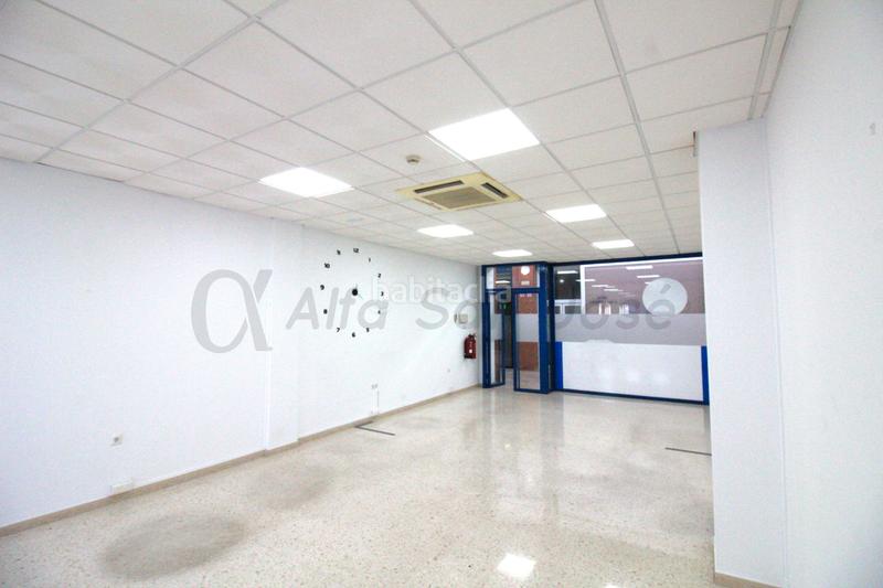Foto 3a6ae9f5-77c5-40c6-8f3d-e3c8b98905da. Local comercial local en venta en san josé de la rinconada en San Jose de la Rinconada