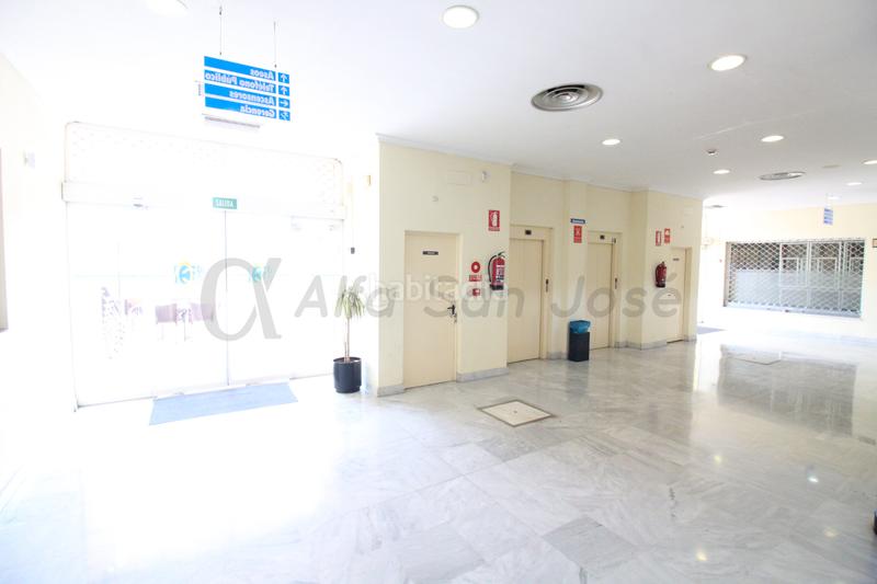 Foto 8da68529-b901-4a3f-affc-ec8a597abc39. Local comercial local en venta en san josé de la rinconada en San Jose de la Rinconada