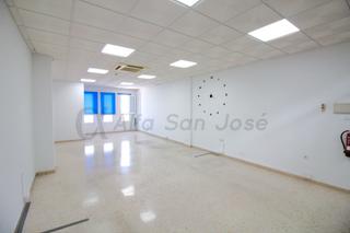 Local Comercial en San Jose de la Rinconada. Local en venta en san jos de la rinconada