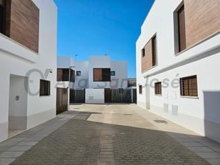 Maison jumelée  Calle andalucía. Casa pareada en venta en san josé de la rinconada.