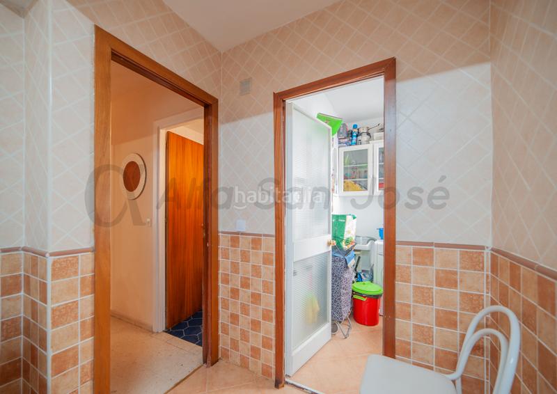 Foto d73c9ba7-fd41-4aae-a5ce-d3df1846e0f7. Appartamento in San Julián Sevilla