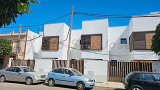 Maison jumelée  Calle carretera bética. Casa adosada en venta en san josé de la rinconada
