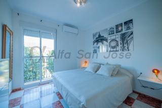 Maison jumelée à San Jose de la Rinconada. Casa adosada en planta alta
