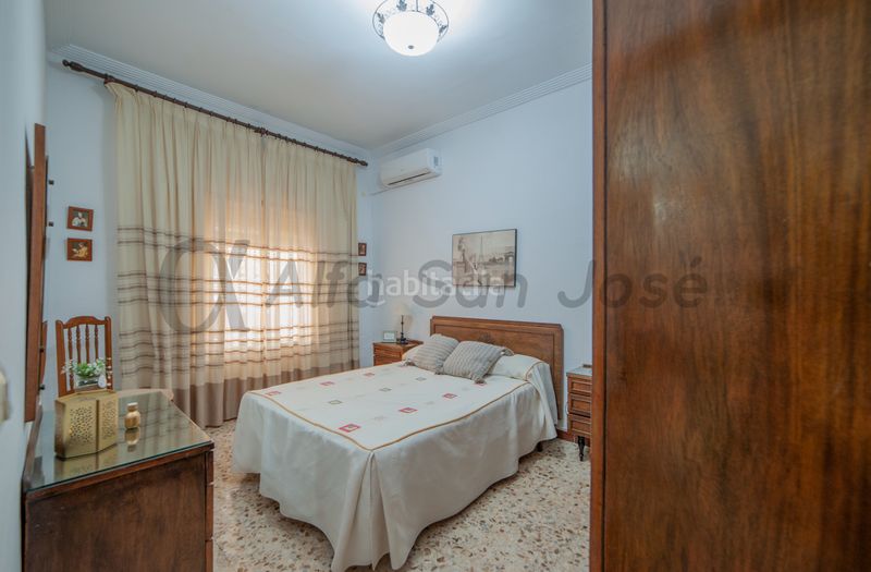 Foto 05333f1e-5c81-415c-85b2-d2d618be5742. Casa pareada . zona bulevar. san josé de la rinconada. en San Jose de la Rinconada