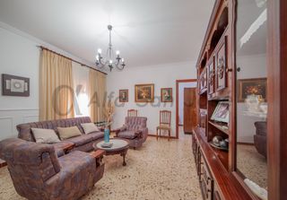 Towny house in San Jose de la Rinconada. Casa pareada. zona bulevar. san josé de la rinconada.