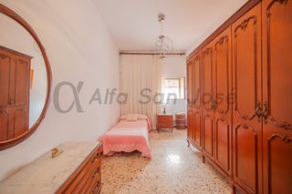 Casa aparellada a San Jose de la Rinconada. Casa pareada. zona bulevar. san josé de la rinconada.