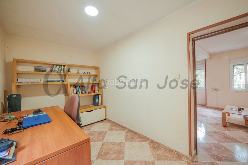 Foto 63740ba2-ae13-4612-b9f4-655ffdafe4dc. Pis a Tiro de Línea Sevilla