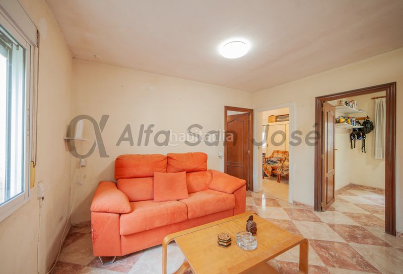 Foto 78aa73be-18f6-4345-bb12-d559a7490fa0. Pis a Tiro de Línea Sevilla