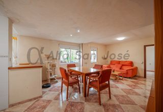 Piso en Tiro de Línea. Piso en venta en jardines de felipe ii. sevilla.