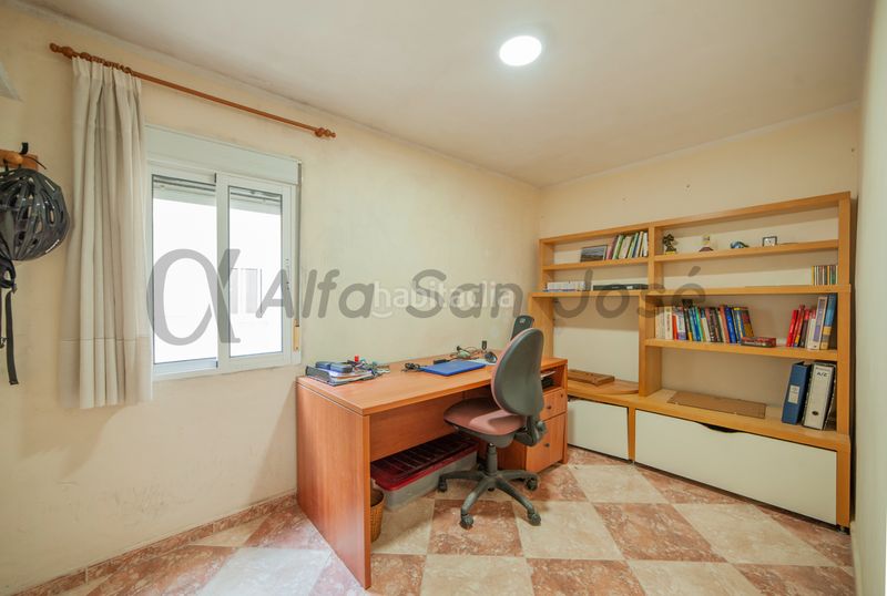 Foto bc10a936-f1c6-4e3e-9de4-744fda0d04d7. Pis a Tiro de Línea Sevilla