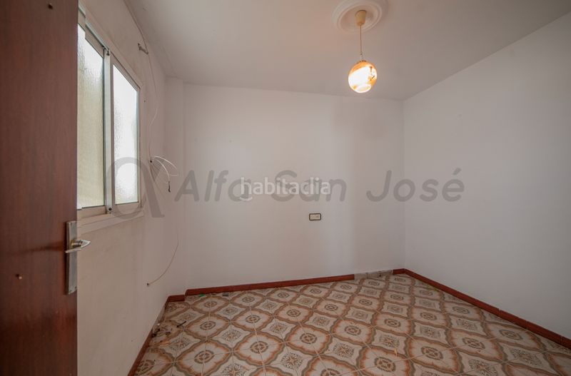 Foto 46f5b326-15ec-4c8d-a8cb-a97a9616f397. Casa adossada a Brenes