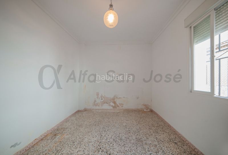 Foto 585a7c24-5dca-4627-9698-127b4fd02b91. Casa adossada a Brenes