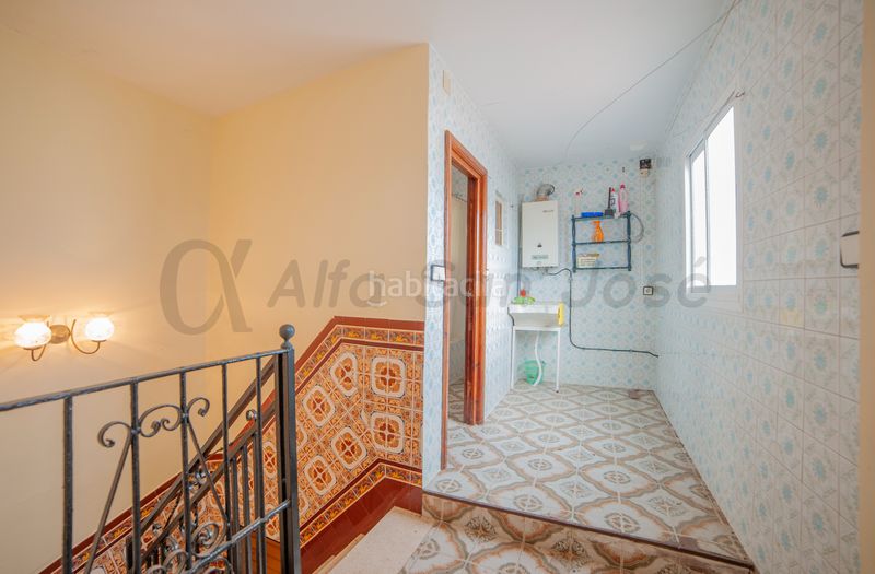 Foto 7a4b39ae-40e0-49f4-8bc4-f6bfd89d1c9a. Casa adossada a Brenes