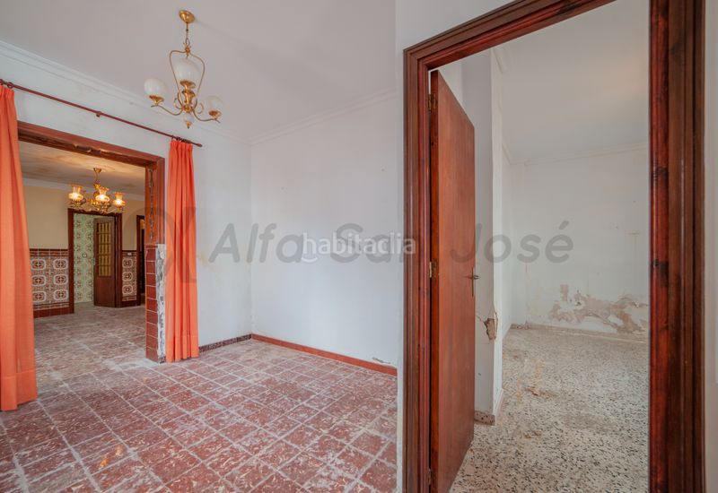 Foto d3ca1b33-7b6c-4d21-82bf-e02a68ba0de5. Casa adossada a Brenes