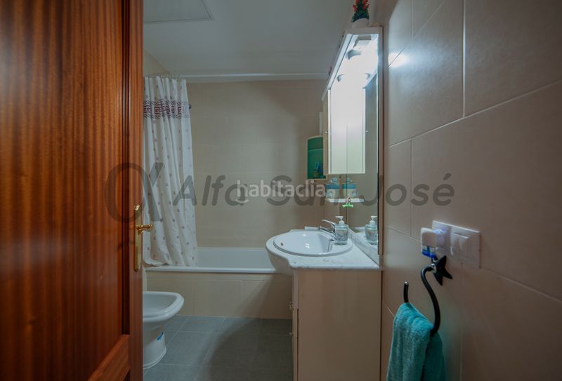 Foto 0adb13a4-f9af-4e3c-8be5-7d4672a5bdc2. Casa adossada a Rinconada (La)