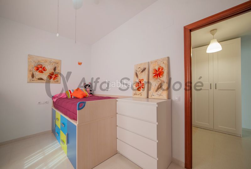 Foto 9ebe01fd-a2a9-4a50-a786-d1ee45515383. Casa adossada a Rinconada (La)