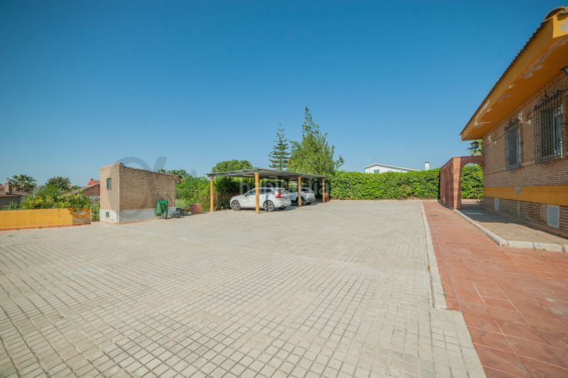 Foto 817f4c88-db74-4003-8e11-43d9555bb591. Xalet amb aparcament piscina a Rinconada (La)