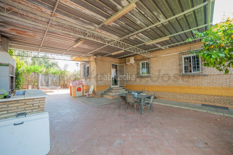 Foto e78305b7-2dfd-4447-8089-9f9d571c5790. Xalet amb aparcament piscina a Rinconada (La)