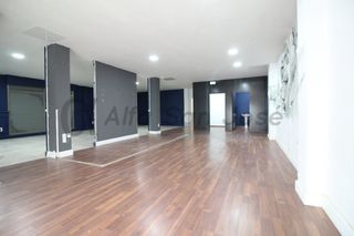 Local Comercial a Calle Carmen la Suspira