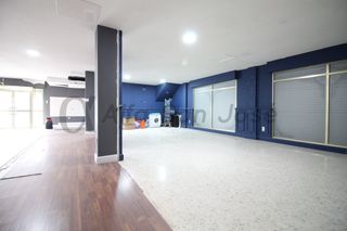Local Comercial  Calle carmen la suspira. Local comercial en venta en san josé de la rinconada.