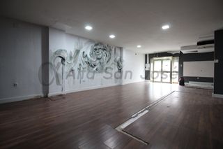 Geschäftsraum  Calle carmen la suspira. Local comercial en venta en san josé de la rinconada.