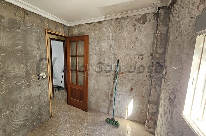 Foto 02b388a6-feb5-4576-963b-8fb5d4cd04a7. Pis a Centro - Barriada Mallorca Camas